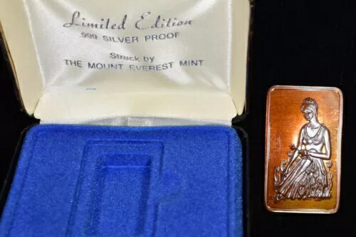 1975年 1オンス シルバーバー ? 母の日 ? 記念エベレスト記念ミント プルーフ ダイヤモンド付き