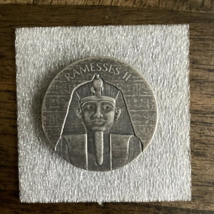 2017年 エジプト遺物シリーズ ラムセス2世 アフターライフ 2オンス .999 シルバー ラウンド