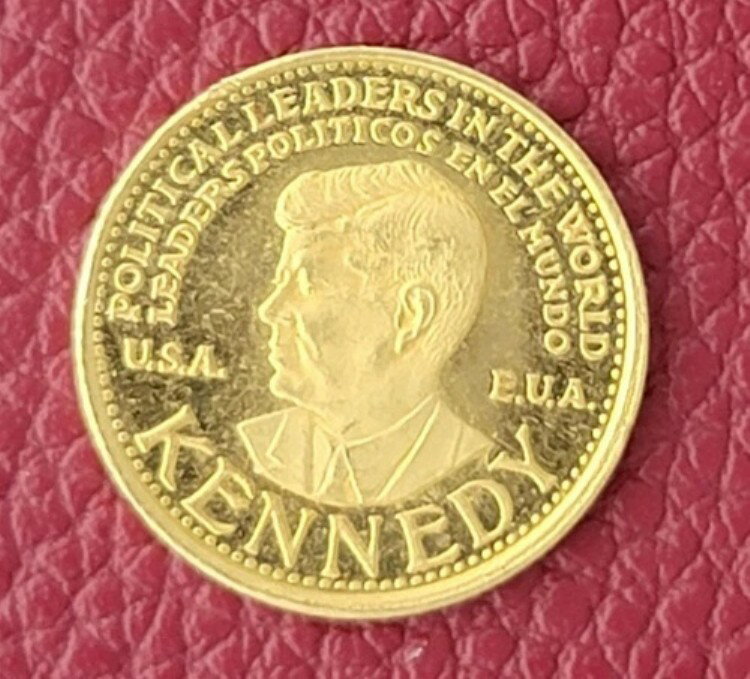 ベネズエラ 0.900 ゴールド ケネディ プルーフ トークン 世界の政治指導者
