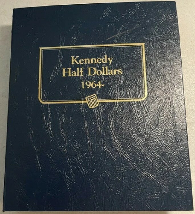 1964年から2003年までのケネディ50セント硬貨セット（#13421）104種類の硬貨。それ以降の銀貨は含まれません。
