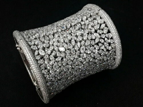 クラスターセット ステートメントブレスレット バングル 925スターリングシルバー ハイジュエリーデザイナー