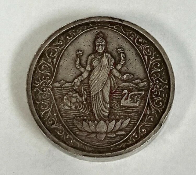 Bhanvani Gems 2003 ISO 9001-2000 _ 8 オンス シルバー ラウンド ヒンディー語 ダイエット ラクシュミ