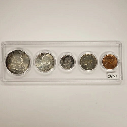 楽天WORLD RESOURCE【KING店】1962年米国銀貨造幣局発行 BU ホイットマンスタイルホルダー オリジナル カラフルトーニング - X5781