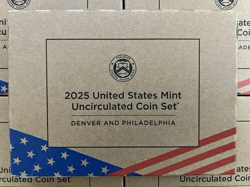2025年のミントセットは米国造幣局から箱入りで、昨年のリンカーンセントと合わせて発送準備完了です。
