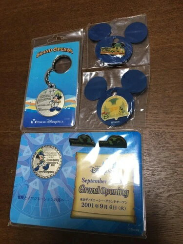 Japanese Currency - Coins - 東京ディズニーシー キャスト限定メダル・ピンバッジ / 14個