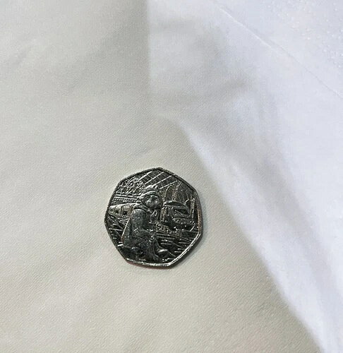 パディントンベア 駅のそば 2018年 50ペンス 希少流通コイン