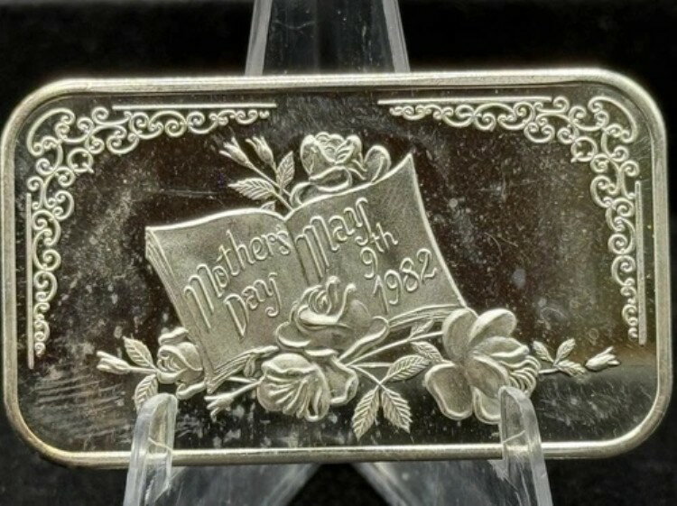 ơ 1982 ȥС - 1 .999 ץͥߥ