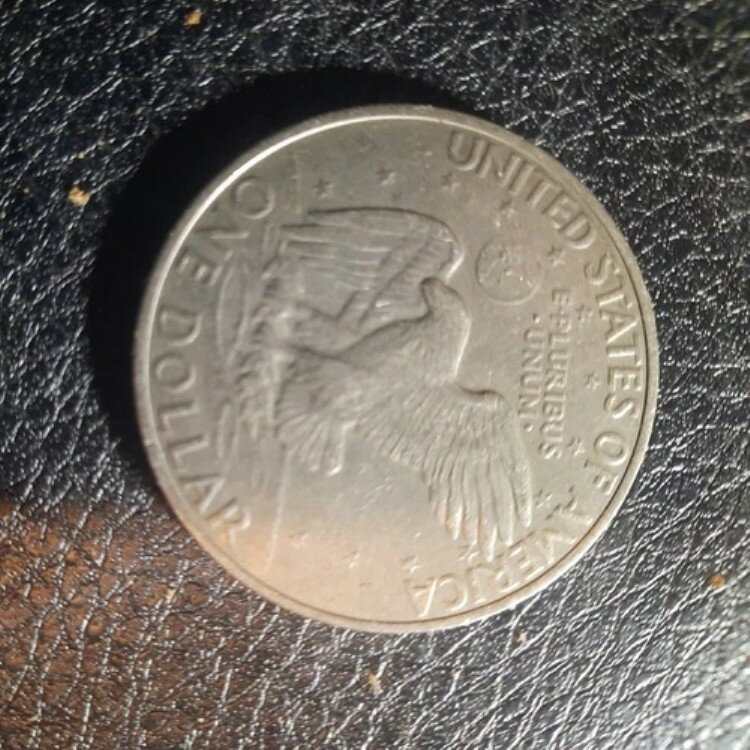 1972-D アイゼンハワー・アイク 1ドル硬貨 超レア 素晴らしいヴィンテージ わずかな表面の傷あり