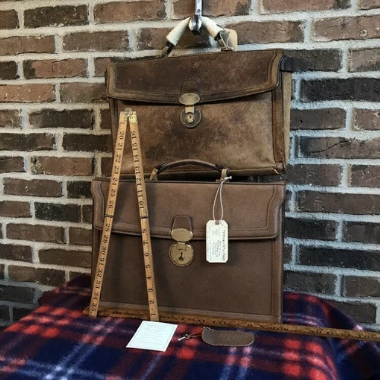 希少な新品ヴィンテージ 1970年代 イノシシ皮革 MacBook ブリーフケースバッグ R$2798