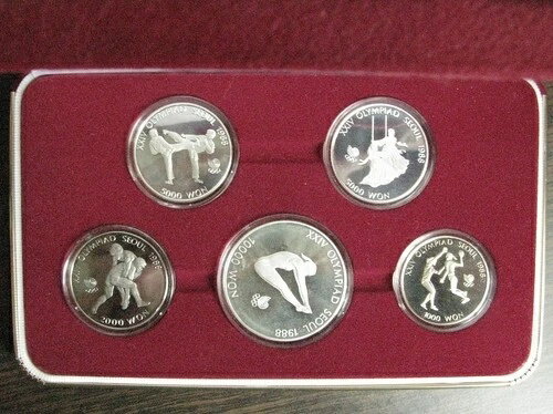 WORLD RESOURCEKINGŹۤ㤨֡1987ǯ1988ǯ륪ԥå 5ȥץ롼եåȡʤ3϶ߡ˾ܺ٤ϥꥹȤפβǤʤ73,700ߤˤʤޤ