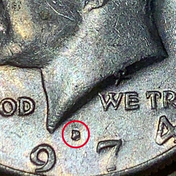 1974 D Kennedy Half Dollar - D Mint Mark Filled In ERROR - Amazing Condition商品について額面 50セント流通/非流通 流通コイン ケネディ年 1974年造幣局所在地 デンバー製造国/地域 アメリカ合衆国認証 未認証注意事項※以下の注意事項をご理解のうえ、ご購入ください■ 鑑定済みコイン・紙幣について各種コイン・紙幣の鑑定機関（NGC、PCGS、PMGなど）は、収集品の真贋鑑定およびグレーディングを行う専門機関です。鑑定後の商品は、専用ケース（スラブ）に封入され、状態を示すグレードが付与されます。■ グレードについてグレードはコイン・紙幣自体の状態を評価するものであり、ケース自体の品質や状態を保証するものではありません。製造・輸送時の影響により、以下のような状態が発生する場合がございます。- 軽微なスレ傷・拭き傷（特に光の角度で見えるもの）- ケース内部のホコリ・小さな異物（鑑定機関の検品基準を満たしている場合）- ラベルのズレ・わずかな傾きこれらは鑑定機関の基準内であり、返品・交換の対象とはなりませんのでご了承ください。■ ラベルの種類について各鑑定機関では、コイン・紙幣の状態や鑑定の結果に応じて異なるラベルが付与されます。- 通常ラベル（Standard/Regular）：一般的なグレード付き鑑定済みコイン・紙幣- オーセンティック（Authentic）：グレードなしで真贋のみ保証- 詳細グレード（Details）：クリーニング跡やエッジのダメージがあるが本物と認定- 特別ラベル（Special Label）：記念版や特定のデザインの限定ラベル - 例：NGC「Early Releases」「First Releases」、PCGS「First Strike」 などグレードやラベルの種類は、商品画像および説明文をご確認のうえ、ご購入ください。■ 在庫状況について当店の商品は海外から取り寄せております。ご購入のタイミングによっては在庫切れとなる場合がございます。その際はご連絡のうえ、ご注文をキャンセルさせていただく場合がございますので、あらかじめご了承ください。■ ご注文後のキャンセルについてご注文と同時に商品のお取り寄せを開始するため、お客様都合によるキャンセルは承っておりません。■ 配送についてお届けまでに通常2〜3週間ほどかかります。海外の祝日や天候、税関手続きにより通常より配送が遅れる可能性がございます。■ 保証について商品説明に英語で「保証（warranty）」と記載があっても、日本国内では適用されませんのでご了承ください。 当店では、商品到着後7日以内の初期不良に限り、対応させていただきます。 （返品規約の詳細については、楽天市場内の会社概要欄下部をご参照ください。）■ 商品の色・素材感について撮影環境やモニター設定により、実際の商品と色味や質感が異なる場合がございます。■ 価格変動について希少性の高い商品は市場価格の変動により、追加料金をお願いする場合がございます。追加料金に同意いただけない場合には、ご注文のキャンセルが可能ですので、ご安心ください。■ その他サービスについて海外製品の輸入代行も承っております。ショップに掲載されていない商品でもお探し可能ですので、お気軽にご相談ください。尚、業者販売（業販）や複数購入の場合、割引対応も可能です。ご希望の方はお問い合わせください。