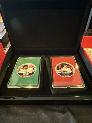 WORLD RESOURCEKINGŹۤ㤨ֹ AGORO 2 MLB  ӡ  å 001/100 Emrld  ޥ 288/500פβǤʤ420,200ߤˤʤޤ