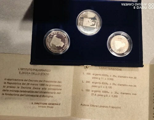 イタリア。1988年、500リラ、銀貨 - ボローニャ大学、コイン3枚