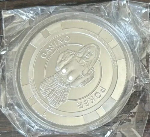 いたずらな1トロイオンス.999ファインシルバー、いたずらなスカート姿の美女、大人向けアートラウンド..