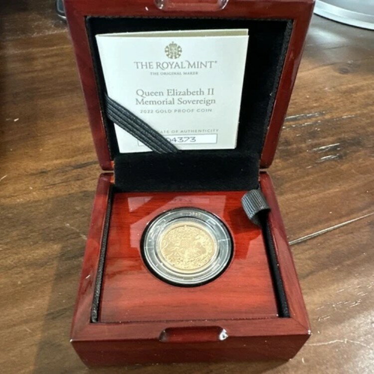 エリザベス2世記念 2022年 プルーフ金貨 (0.2354オンス AGW)