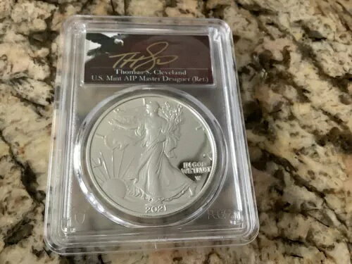 2021W PCGS PR70DCAM SILVER EAGLE T2 FDI ANGRY EAGLE POP(100)商品についてアメリカンイーグルコイン材質：銀発行年：2021年刻印タイプ：プルーフグレード：PR 70製造国／地域：アメリカ合衆国ブランド／造幣局：アメリカ合衆国造幣局認証：PCGS注意事項※以下の注意事項をご理解のうえ、ご購入ください■ 鑑定済みコイン・紙幣について各種コイン・紙幣の鑑定機関（NGC、PCGS、PMGなど）は、収集品の真贋鑑定およびグレーディングを行う専門機関です。鑑定後の商品は、専用ケース（スラブ）に封入され、状態を示すグレードが付与されます。■ グレードについてグレードはコイン・紙幣自体の状態を評価するものであり、ケース自体の品質や状態を保証するものではありません。製造・輸送時の影響により、以下のような状態が発生する場合がございます。- 軽微なスレ傷・拭き傷（特に光の角度で見えるもの）- ケース内部のホコリ・小さな異物（鑑定機関の検品基準を満たしている場合）- ラベルのズレ・わずかな傾きこれらは鑑定機関の基準内であり、返品・交換の対象とはなりませんのでご了承ください。■ ラベルの種類について各鑑定機関では、コイン・紙幣の状態や鑑定の結果に応じて異なるラベルが付与されます。- 通常ラベル（Standard/Regular）：一般的なグレード付き鑑定済みコイン・紙幣- オーセンティック（Authentic）：グレードなしで真贋のみ保証- 詳細グレード（Details）：クリーニング跡やエッジのダメージがあるが本物と認定- 特別ラベル（Special Label）：記念版や特定のデザインの限定ラベル - 例：NGC「Early Releases」「First Releases」、PCGS「First Strike」 などグレードやラベルの種類は、商品画像および説明文をご確認のうえ、ご購入ください。■ 在庫状況について当店の商品は海外から取り寄せております。ご購入のタイミングによっては在庫切れとなる場合がございます。その際はご連絡のうえ、ご注文をキャンセルさせていただく場合がございますので、あらかじめご了承ください。■ ご注文後のキャンセルについてご注文と同時に商品のお取り寄せを開始するため、お客様都合によるキャンセルは承っておりません。■ 配送についてお届けまでに通常2〜3週間ほどかかります。海外の祝日や天候、税関手続きにより通常より配送が遅れる可能性がございます。■ 保証について商品説明に英語で「保証（warranty）」と記載があっても、日本国内では適用されませんのでご了承ください。 当店では、商品到着後7日以内の初期不良に限り、対応させていただきます。 （返品規約の詳細については、楽天市場内の会社概要欄下部をご参照ください。）■ 商品の色・素材感について撮影環境やモニター設定により、実際の商品と色味や質感が異なる場合がございます。■ 価格変動について希少性の高い商品は市場価格の変動により、追加料金をお願いする場合がございます。追加料金に同意いただけない場合には、ご注文のキャンセルが可能ですので、ご安心ください。■ その他サービスについて海外製品の輸入代行も承っております。ショップに掲載されていない商品でもお探し可能ですので、お気軽にご相談ください。尚、業者販売（業販）や複数購入の場合、割引対応も可能です。ご希望の方はお問い合わせください。
