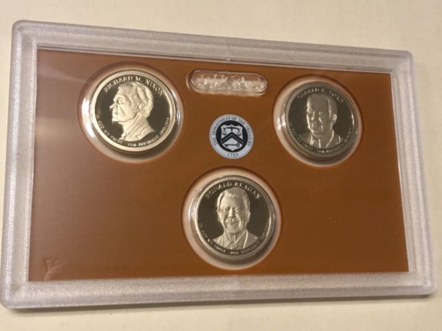 yɔi/iۏ؏tz AeB[NRC _RC [] 2016N̑哝UNCv[t3RCZbgUS~g1hB{bNXCOA͂܂B 2016 S PRESIDENTIAL UNC PROOF 3 COIN SET $1 FROM US MINT. NO BOX OR COA.