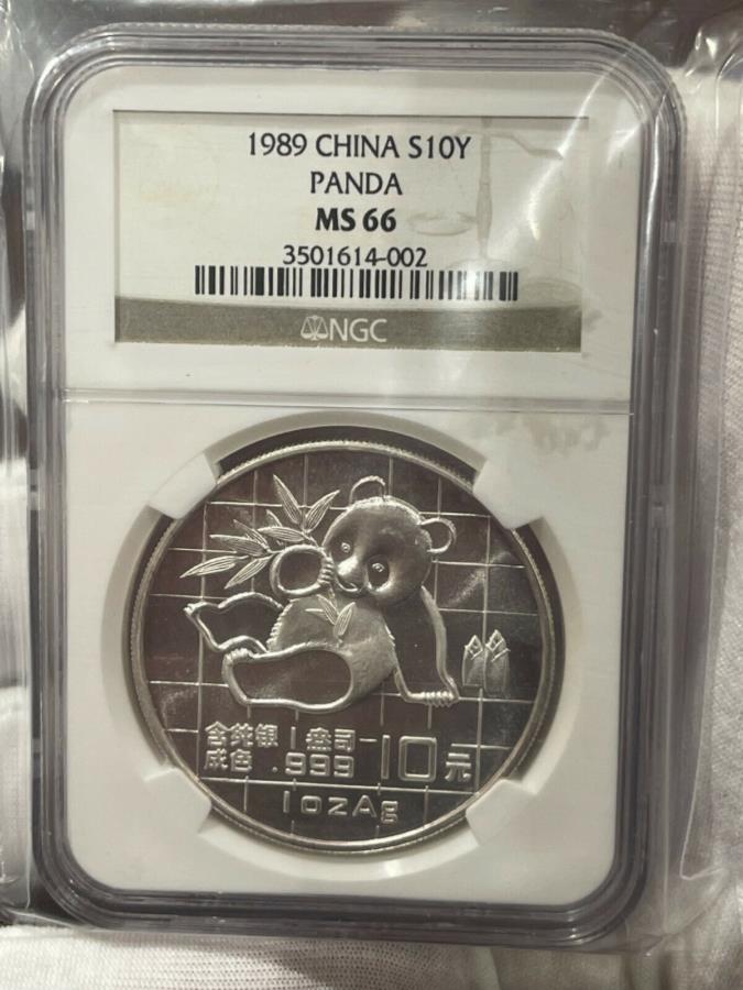 yɔi/iۏ؏tz AeB[NRC _RC [] 1989 1IX999Vo[p_10RCNGC MS66 LOC4* China 1989 1 Oz 999 Silver Panda 10 Yuan Coin NGC MS66 LOC4*