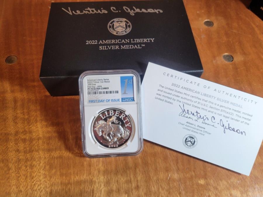 ڶ/ʼݾڽա ƥ 󥳥 [̵] 2022-P NGC PF70 AMERICAN LIBERTY 1 OZ SILVER MEDALHAND SIGNED VENTRIS GIBSON 2022-P NGC PF70 American Liberty 1 oz Silver Medal, Hand Signed Ventris Gibson