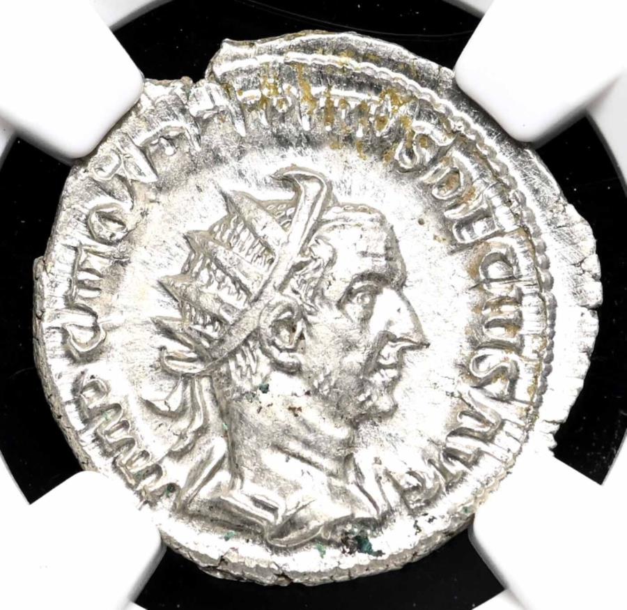 yɔi/iۏ؏tz AeB[NRC _RC [] Trajan DeciusBL249-251BVo[AgjjAjXA2̃pmjAANGC MS Trajan Decius. AD 249-251. Silver Antoninianus, Two Pannoniae, NGC MS