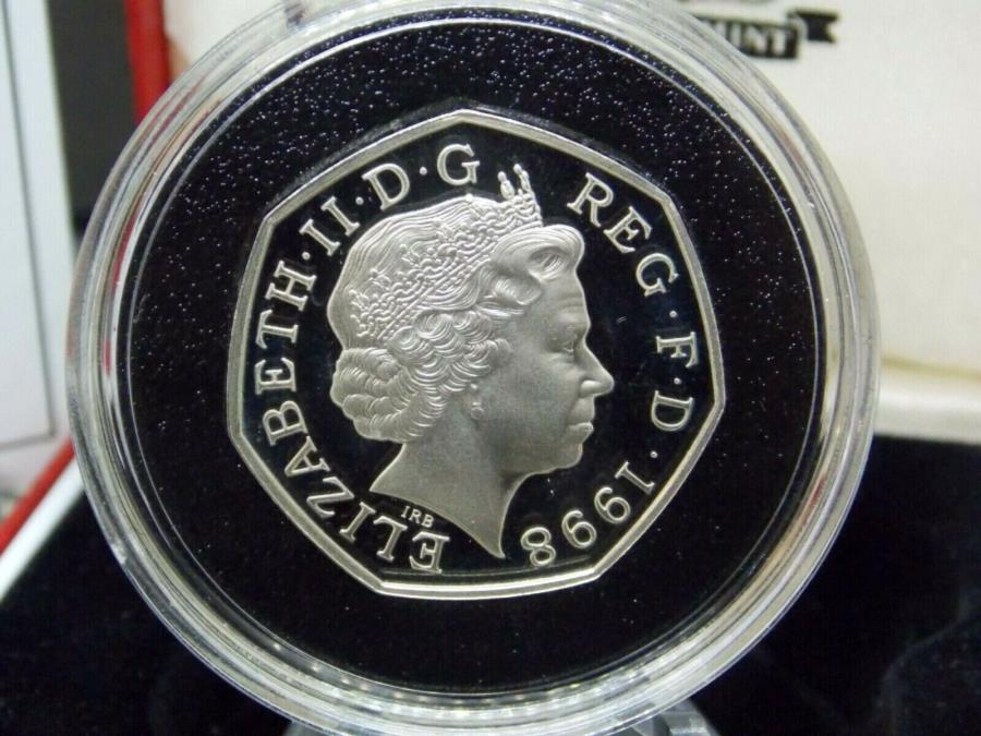 yɔi/iۏ؏tz AeB[NRC _RC [] 1998O[gueUK 50yXVo[v[t25th Ann .925 Sterling BoxCOA #ec 1998 Great Britain UK 50 Pence Silver Proof 25th Ann .925 Sterling Box & COA #EC