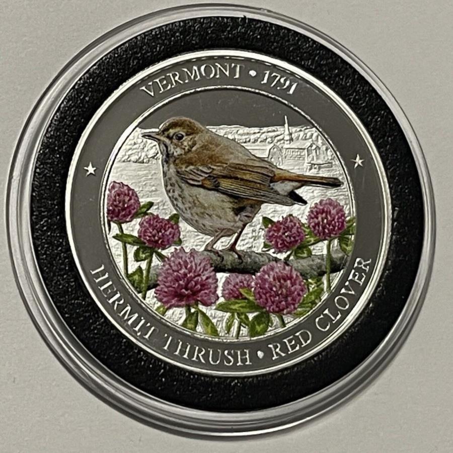 yɔi/iۏ؏tz AeB[NRC _RC [] o[gXe[gn[~bgbhN[o[1gCIY.999t@CVo[RCEh999 Vermont State Hermit Thrush Red Clover 1 Troy Oz .999 Fine Silver Coin Round 999