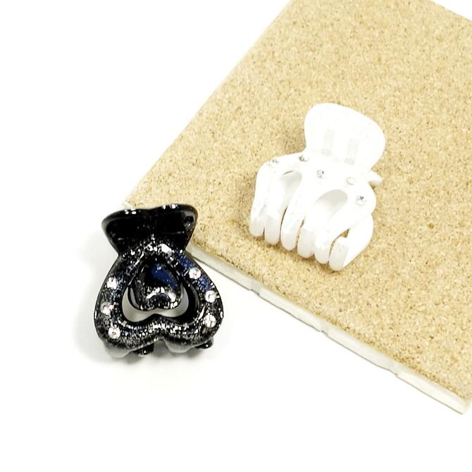 乐天商城 - 【限定品】バンスクリップ ミニ シルバーラメ入り透明感のあるモノトーン クリアラインストーン付 〔ヘアクリップ 黒／白 パンス 小さい 髪留め キラキラ ちょこっと留め 髪飾り ヘアアクセサリー〕