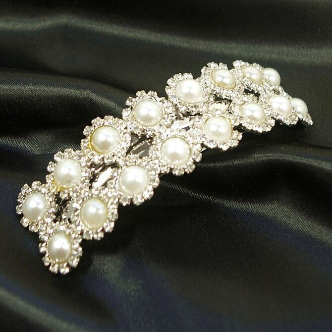 【残り1p】パール バレッタ カーブ L ダブルラインフラワー ラインストーン 〔大きめ 髪どめ ヘアクリップ 上品 華やか ヘアアクセサリー 結婚式 お呼ばれ ウェディング パーティー 髪飾り おしゃれ ユニーク 個性的 キラキラ ヘアアクセサリー〕
