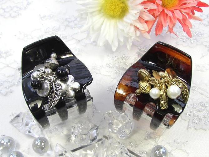 フランス製 バンスクリップ やや小さめ 揺れるチャーム付き アンティーク風 〔ヘアクリップ 髪の量が多めのハーフアップ ポニーテール 髪どめ まとめ髪 パンス ...