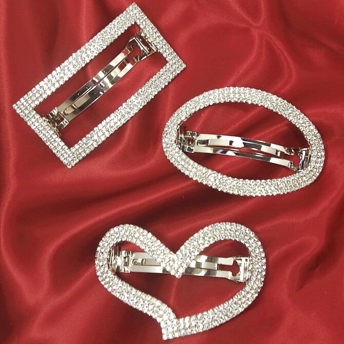 バレッタ クリスタル ラインストーン 透かしフレーム 〔大きめ 髪どめ 3pバレッタ金具 ヘアクリップ 髪留め シンプル キラキラ 総ラインストーン 髪どめ レ...