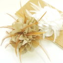 【送料無料】コサージュ 髪飾り フェザーピオニー ラメシフォンサテンと羽根 〔ブローチ&ヘアクリップ 髪飾り 着物 和装 振袖 ヘアアレンジ まとめ髪 結婚式 ...