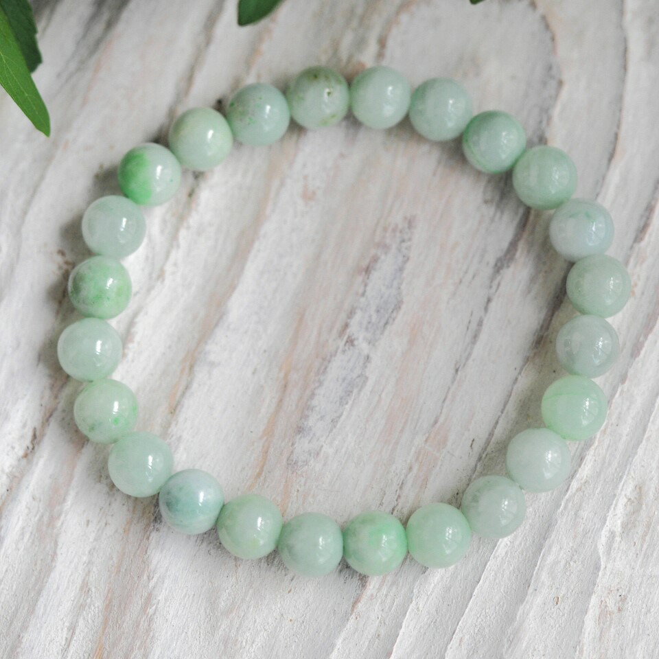 翡翠　ブレスレッド　天然無処理ヒスイ　7.8mm