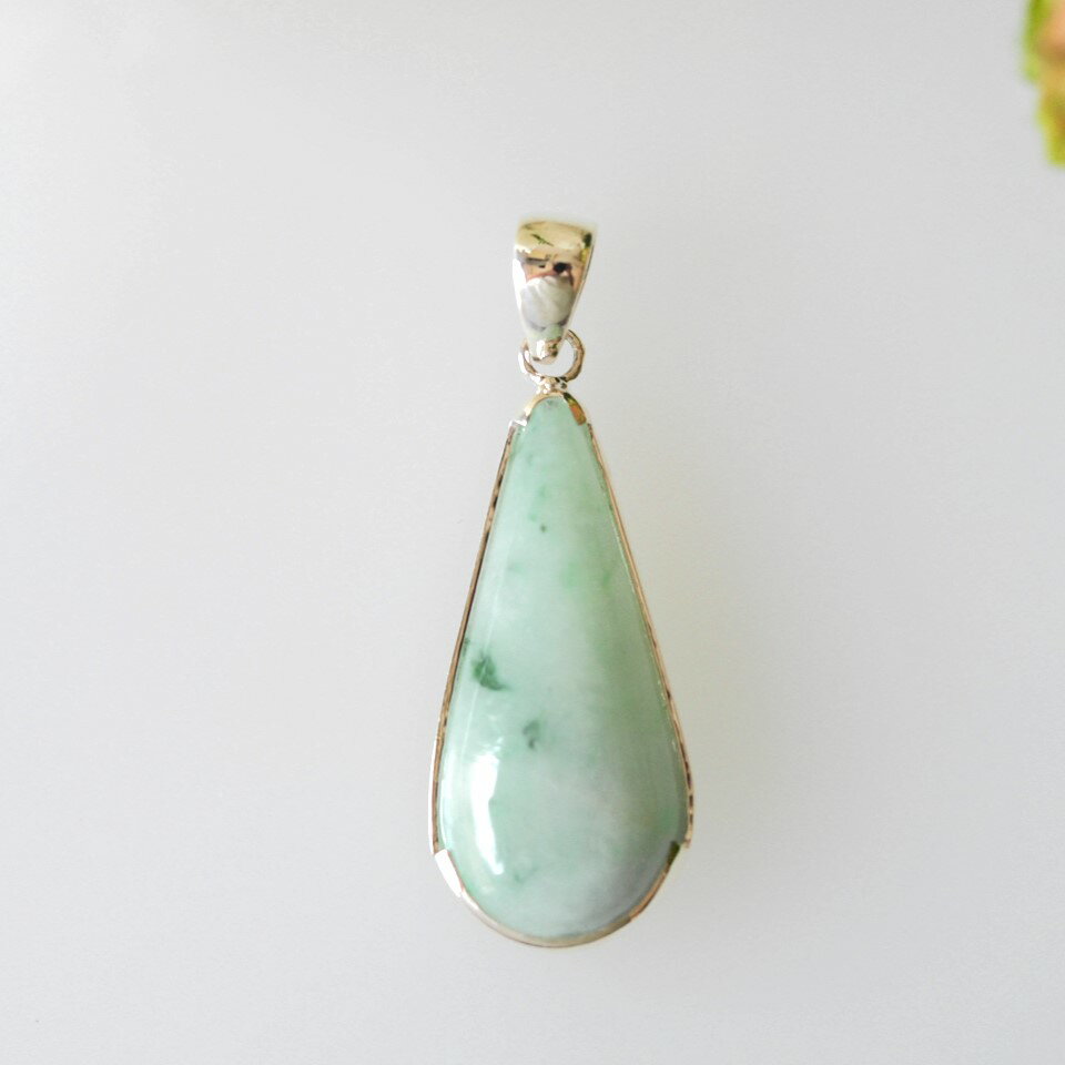 翡翠 SV ペンダントトップ 天然無処理ヒスイ 女性 男性 和装 お守り