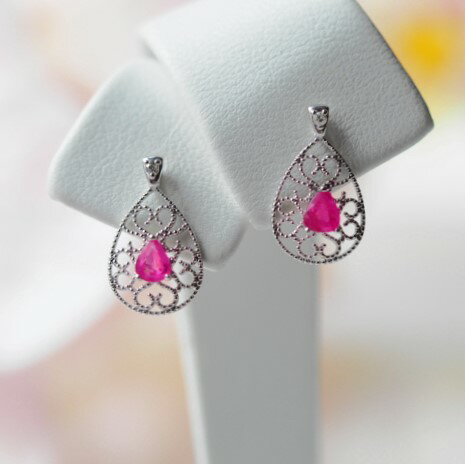 Rakuten - ルビー　ピアス　K18WG　鑑別書付　天然ルビー