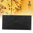 XUUYUU ハニカムシート 蜜蜂 ミツバチ 用 飼育 シート ワックス 蜜蝋シート ハニカム 養蜂器具 養蜂シート ハニカムシート 約42.5 * 21.3CM(黒)