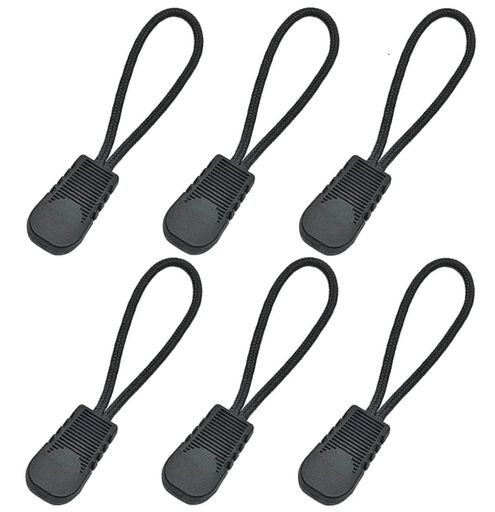 【簡単取付け ジッパータブ】 シンプル デザイン ジッパー ファスナー 交換・延長 プラ―は汎用性が高く、ジッパーで開閉する様々なアイテムに対応します。壊れたジッパーの引手部分を工具なしで簡単リペアします!このジッパータブ 引き手を用意しておけば大丈夫です。破損した引き手の完璧な代替品です。ジッパー端のリングに結ぶだけの取り付け簡単で、ほとんどのファスナーに付けられます。壊れてしまったタブの修理やつかみにくいタブに取り付ければ、使い勝手のよいチャックにリニューアルできます。 【使用用途】かばん・バッグ、リュック、デイバッグ、バックパック、ザック、ポーチ、ガジェット バッグ・カバー、ユーティリティ ポーチ、サコッシュ、ケース、スリーブ、 トレーディング・スポーツ用ウェア、作業着、洋服、ズボン、アウター、防寒ジャケット、防寒グローブ、手袋、シュラフ(寝袋)、テント、クローゼット、撮影機材用キャリーケース、スポーツ用品ケース 、等の衣類、収納袋、装備品のファスナー・ジッパーに結んでお使い頂けます。