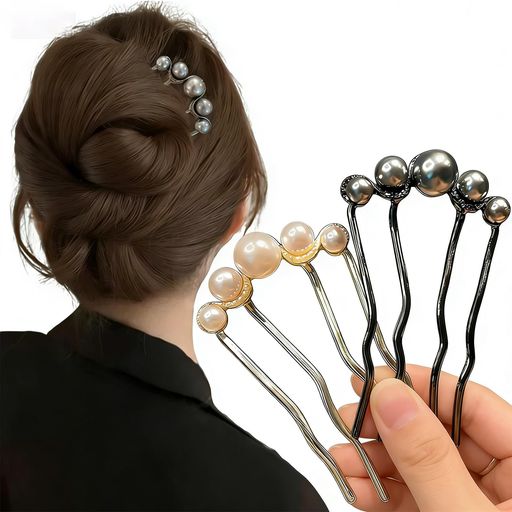 【製品仕様】 ヘアアクセサリー2個セット、サイズ約9cmx4.5cm。 【高品質素材】高品質な合金と樹脂パールを使用した軽量デザイン。髪に絡みにくく、長時間付けても負担になりにくい仕様です。 【使いやすさ】 髪をすくう右向き矢印挿し込む右向き矢印ボリューム調整のだけで、簡単にエレガントなアップスタイルが完成。横付けすれば顔周りを優美に彩ります。 【ヘア固定】 Uピンと3叉固定デザインで、まとめ髪やハーフアップをしっかりキープ。中長髪の方も、ゆるめのお団子やフレンチツイストに使いやすいです。 【さまざまなシーンで活躍】日常通勤から結婚式やパーティーまで、和装にも洋装にも映えるパールデザイン。成人式・卒業祝いや彼女へのサプライズギフトとしてもおすすめです。