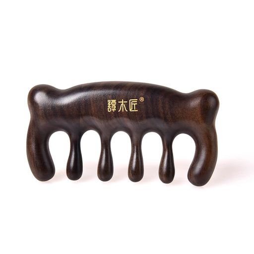 缓解疲労 材質: 古着蘇木 ; 商品サイズ: 100*53*18mm 水滴の形マッサージ歯をマッサージし、手で磨き上げ、円滑です。 コンパクトサイズで持ちやすい。 持ち運びに便利 コームやコームの後ろに手挽き、日常的なコームとして使えます、押したり、押し、ヘラ等の手法でマッサージ 木質木匠は木梳の生産とデザインを20年に専念し、伝統ある木匠の技と現代の技術革新を融合させました。