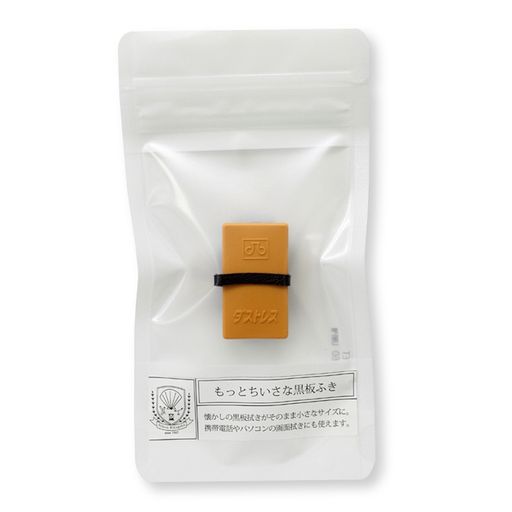 【本体サイズ】 4.2cmx2.5cm 【材質】 カバー...再生プラスチック/布...綾別珍 【入数】 1個入り