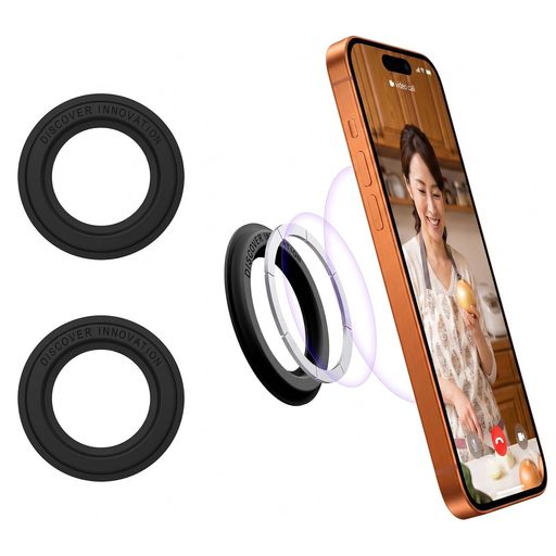 【800gの超強力マグネット吸着】大切なiPhone Pro Maxが落下しないか心配...。そんな不安とはもうお別れ。Nillkinのマグセーフ シールは、最新のN52高性能マグネットを採用し、どこでも安心してMagSafe対応スマホを固定できます。最大約800gの超強力磁力を実現。これは約iPhone 17 Pro Max 4台分に相当する吸着力です。しっかり固定できるので、動画視聴や料理中のレシピ確認、洗面所での使用時も安心してお使いいただけます。さらに、背面には壁を傷つけにくい3M粘着テープを採用。貼るだけで簡単に設置でき、スマホを固定して“両手が自由になる快適な暮らし”をより安心して楽しめます 【より美しく、より快適な生活へ】「貼り付けが面倒そう...」「インテリアの雰囲気を壊してしまわないか心配...」そんな不安をお持ちの方にもおすすめです。金属感やプラスチック感が強い一般的な壁掛けマグネットホルダーとは異なり、Nillkinのmagsafe ステッカーは上質なPUレザー素材を採用。