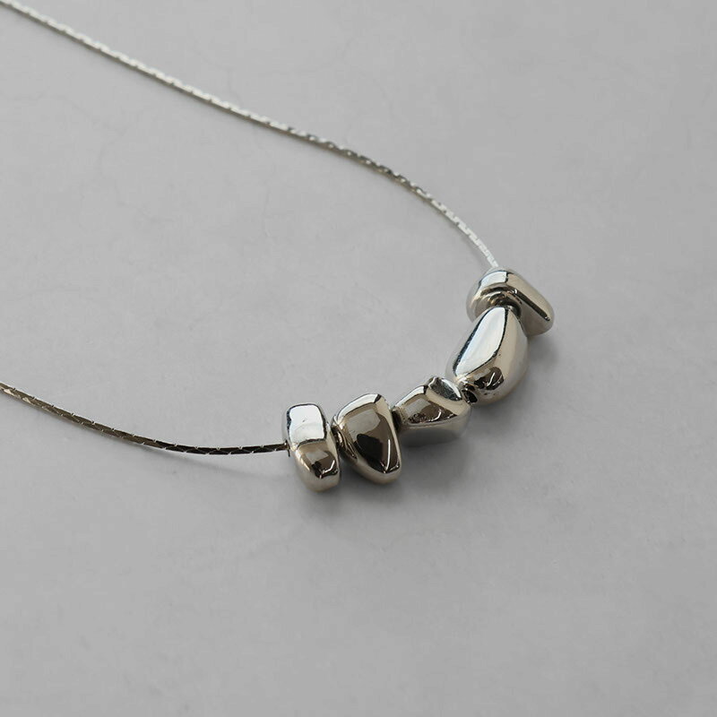 JewelVOX ジュエルボックスの【8/13～16は20%OFFクーポン登場】 ネックレス ニッケルフリー 金属アレルギー レディース 粒 いびつ ニュアンス スライドアジャスター 長さ調節 シンプル おしゃれ 大人かわいい ゴールド シルバー 重ね付け 30代 40代 メール便送料無料｜アングル3