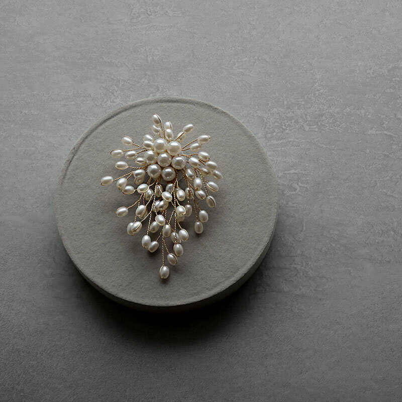 【2/1 23:59まで最大35%OFFクーポン+P10倍】 【メール便送料無料】 ＼楽天ランキング1位／ ブローチ コサージュ ストールピン 安全ピン レディース Pパール 花 フラワー モチーフ ゴールド 金具 結婚式 パーティー オケージョン 入学式 卒園式 卒園式 卒業式 フォーマル