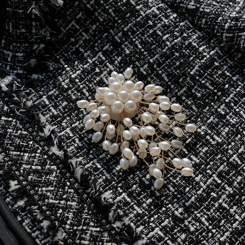 【2/1 23:59まで最大35%OFFクーポン+P10倍】 【メール便送料無料】 ＼楽天ランキング1位／ ブローチ コサージュ ストールピン 安全ピン レディース Pパール 花 フラワー モチーフ ゴールド 金具 結婚式 パーティー オケージョン 入学式 卒園式 卒園式 卒業式 フォーマル