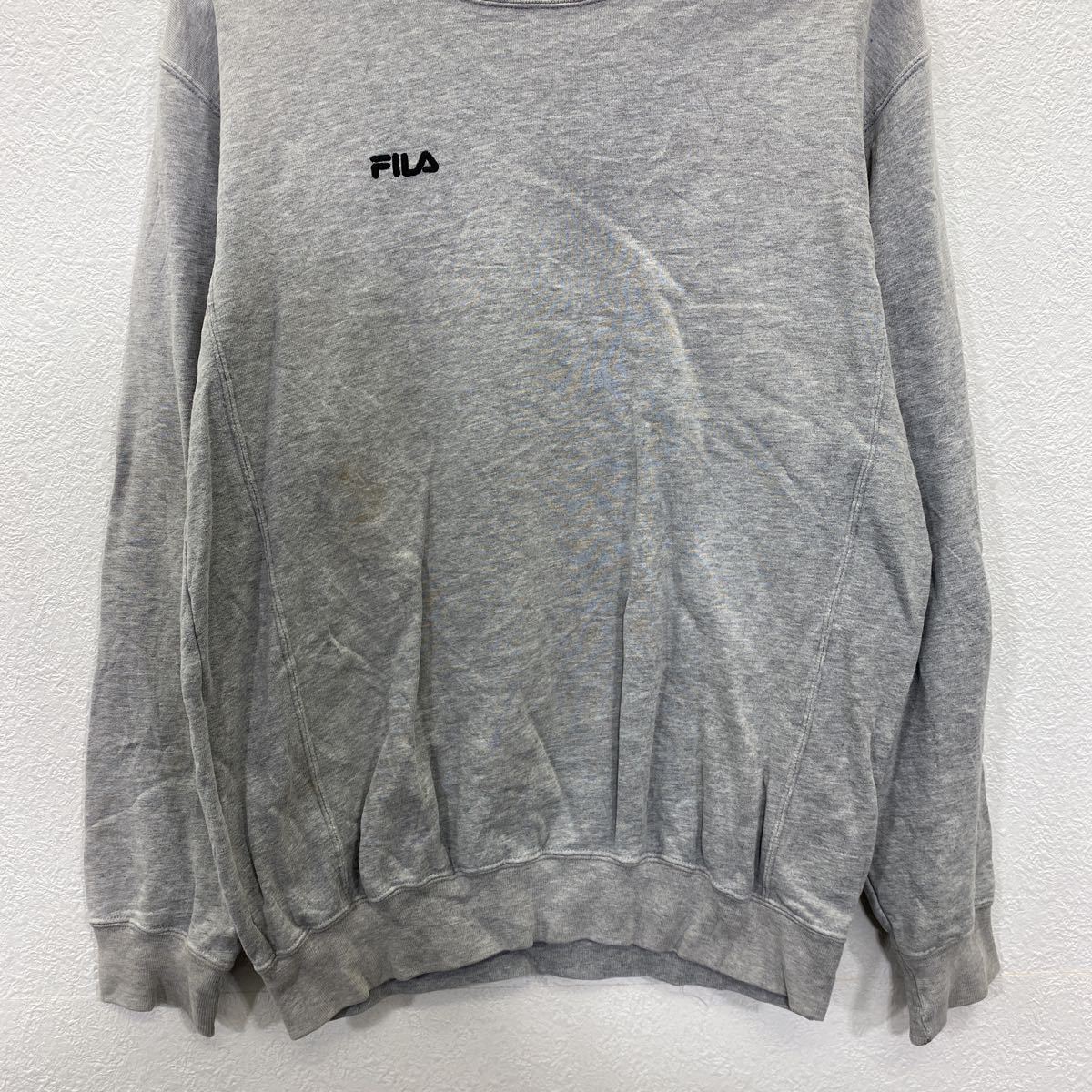 FILA クルーネックスウェット Mサイズ フィラ スポーツ ロゴ刺繍 ワンポイト グレー 古着卸 アメリカ仕入 t2208-3733