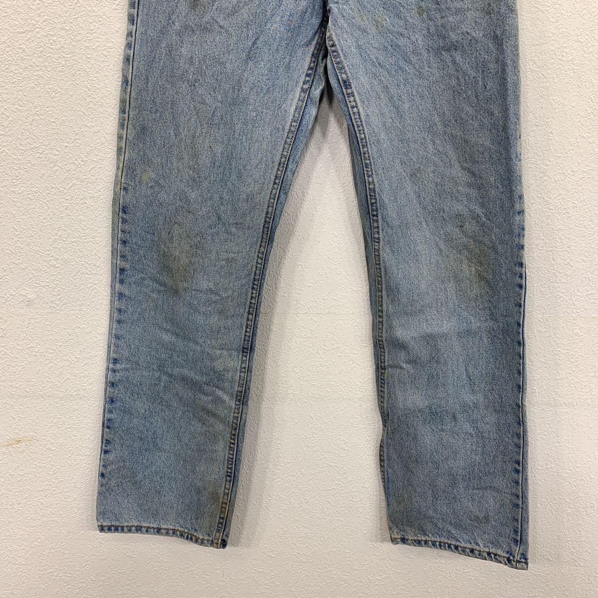 【中古】【古着】 デニムパンツ W32 ライトブルー レギュラーフィット 古着卸 アメリカ仕入 2305-636