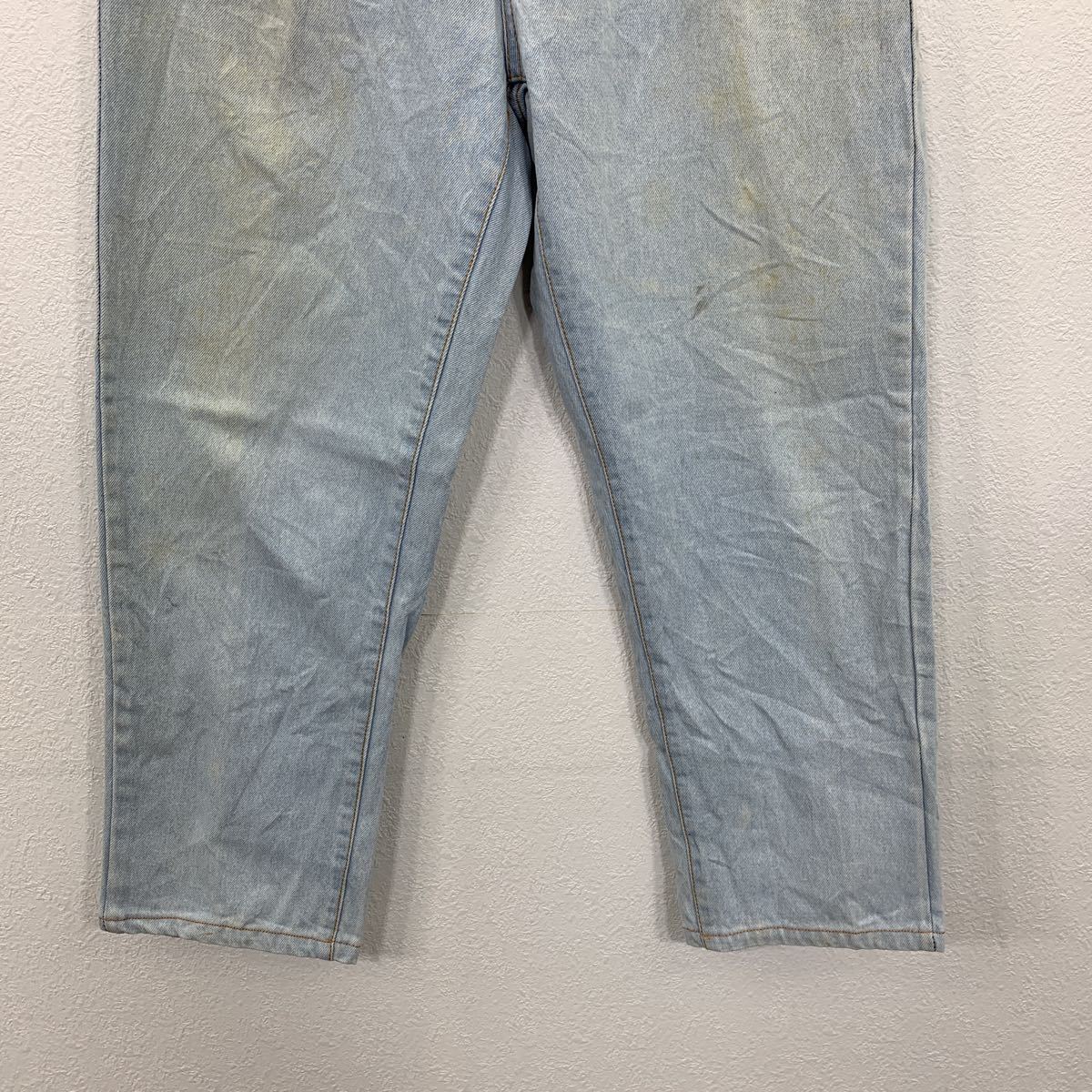 【中古】【古着】 BLUEBEN デニムパンツ W35 ライトブルー コットン 古着卸 アメリカ仕入 2310-454
