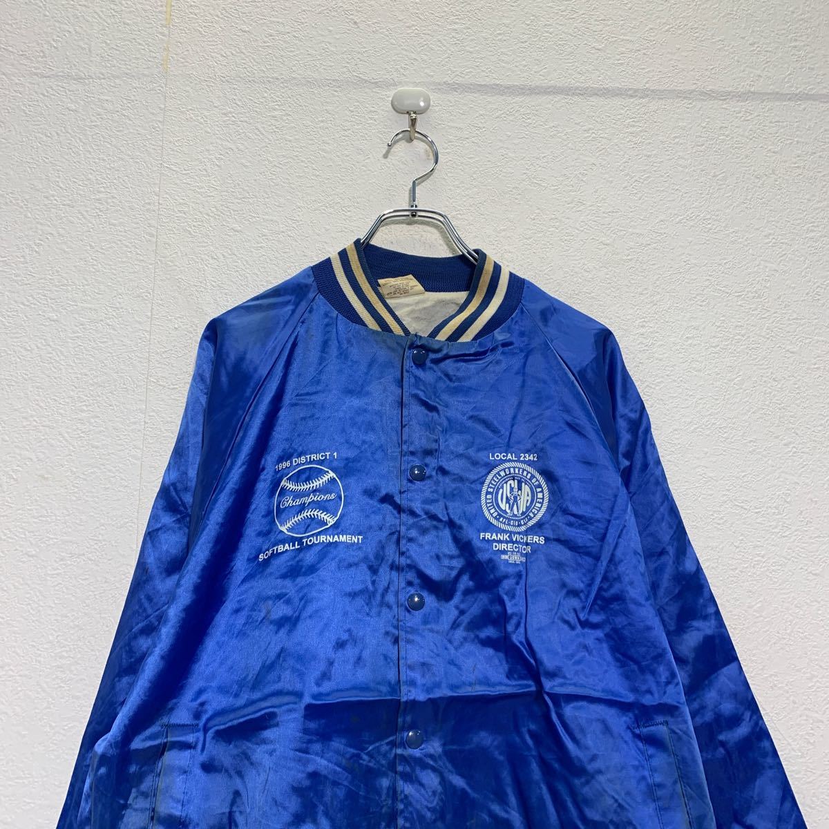 【中古】【古着】 ナイロン スタジャン XL ブルー ホワイト ビッグサイズ ポケット 古着卸 アメリカ仕入 a601-5119