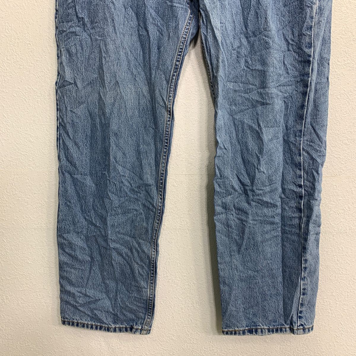 【中古】【古着】 Levi's 550 デニムパンツ W36 リーバイス リラックスフィット ビッグサイズ ブルー コットン 古着卸 アメリカ仕入 2402-344