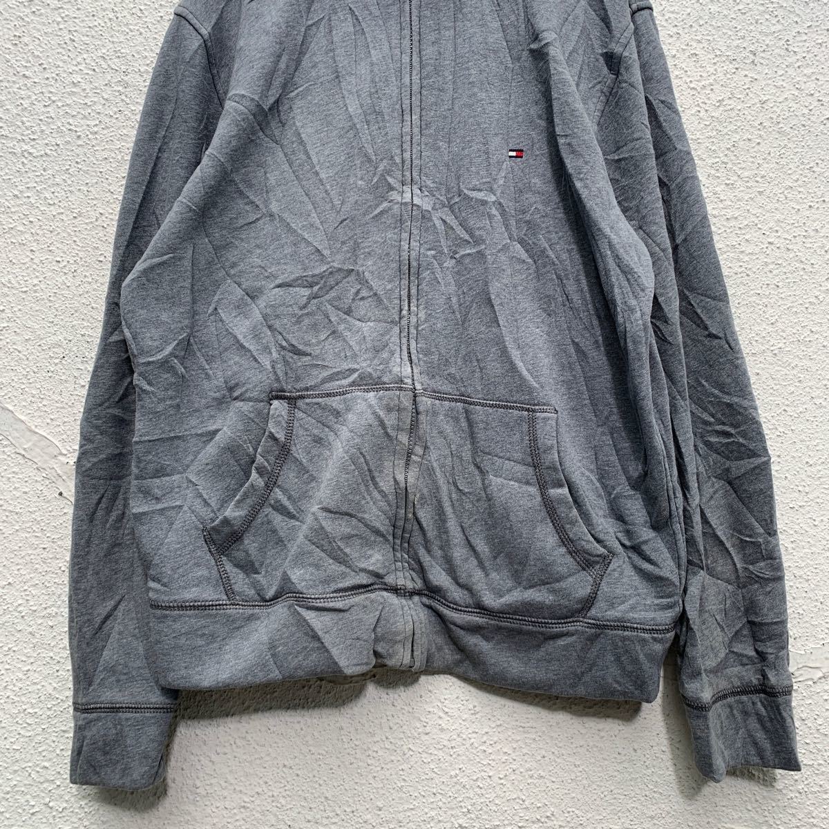 【中古】【古着】 TOMMY HILFIGER ジップアップ スウェット トレーナー L グレー トミーヒルフィガー 裏フリース 古着卸 アメリカ仕入 a602-5579