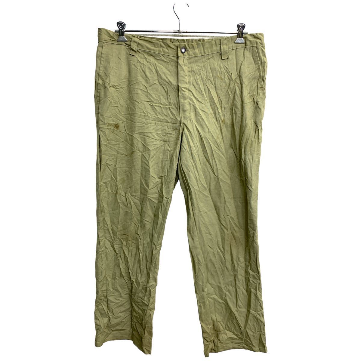 ★★複数点購入の場合は、1点分の送料で同梱発送致します。★★（合計金額が3,980円(税込)以上の場合は、送料無料となります。)商品に興味をもって頂き、誠に有難うございます。恐れ入りますが最後までお読み頂き、ご了承の上ご購入下さい。アメリカから輸入した ディッキーズ ワーク・ペインターパンツ の販売です。【商品説明】※色やデザインは画像をご覧ください。【サイズ】（海外規格の為、基本的には大きめのサイズ感となりますが、詳細は実寸をご参照ください。)サイズ表記にてサイズ表記が無い為、実寸をご参照下さいませ。実寸 ウエスト 104cm股下 77cm・素人採寸の為、誤差についてはご容赦下さい。・着用感につきましては普段着用されているものとの実寸を比較して参考にされてください。【状態】状態確認 C ランク品 ヨゴレがあります。《ランク》A-デッドストックや未使用に近い状態B-使用感はあるが綺麗な状態C-使用感があり 多少の汚れがある状態D-使用感があり汚れや破れがある状態（上記ランクは弊社基準でのランク付けとなります。あくまでも参考として頂き、詳細は画像をご確認の上、ご購入ください。また、見落としによる目立たない穴、ほつれ、破れ、汚れ等のダメージ品が混入している場合もございますことをご理解の上、ご購入をお願い致します。）・全体的に使用感はありますが着用に問題はありません。・未洗濯品です。・保管上の折りジワと、ベール品によるシワはご容赦下さい。・状態に特に敏感な方のご購入はご遠慮下さい。※不明な点がありましたらお気軽に、ご質問下さい。【発送】佐川急便で発送します。※（沖縄及び一部離島へはヤマト運輸で発送する場合があります）★★複数点購入の場合は、1点分の送料で同梱発送致します。★★（合計金額が3,980円(税込)以上の場合は、送料無料となります。)【ご注意】・購入後はノークレーム＆ノーリターンにて、お願い致します。（返品は一切お受けできません。）・古着、usedの特性等を充分にご理解頂ける方のご購入に限らせて頂きます。 古着にご理解の無い方、状態に特に敏感な方のご購入はご遠慮下さい。・サイズ感につきましては普段着用されているものとの実寸を比較して参考にされてください。・できるだけ現物に近い色味をお伝えできるように気を付けておりますが、撮影環境や使用するモニターによっては、商品と画像に若干の色誤差が生じますことをご了承ください。【営業について】 誠に勝手ながら、土曜、日曜、祝日、年末年始、ゴールデンウィークはお休みとさせて頂きます。また、お客様へのご対応時間は基本的には営業日の9:00〜17：00までになります。ご対応時間外や休業日にご購入いただいた商品や、ご質問など、頂いたご連絡への返信が滞る場合がございます。ご連絡、発送は休業明けより順次行っていきますのでご了承よろしくお願いいたします。★新商品、毎日大量入荷中です!!!20240216-0